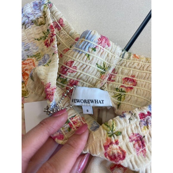 NWT WeWoreWhat Smocked Flare Pants Vintage Drapes Sand Floral Small - Picture 5 of 5